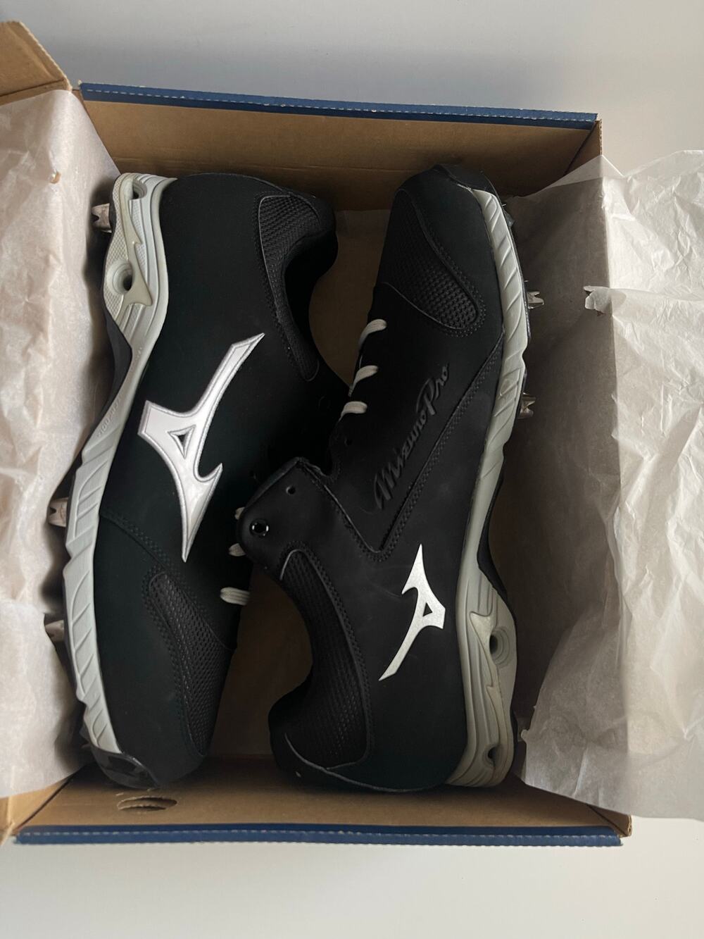 Mizuno Metal Baseball Cleat Men's Size 16 Black/White